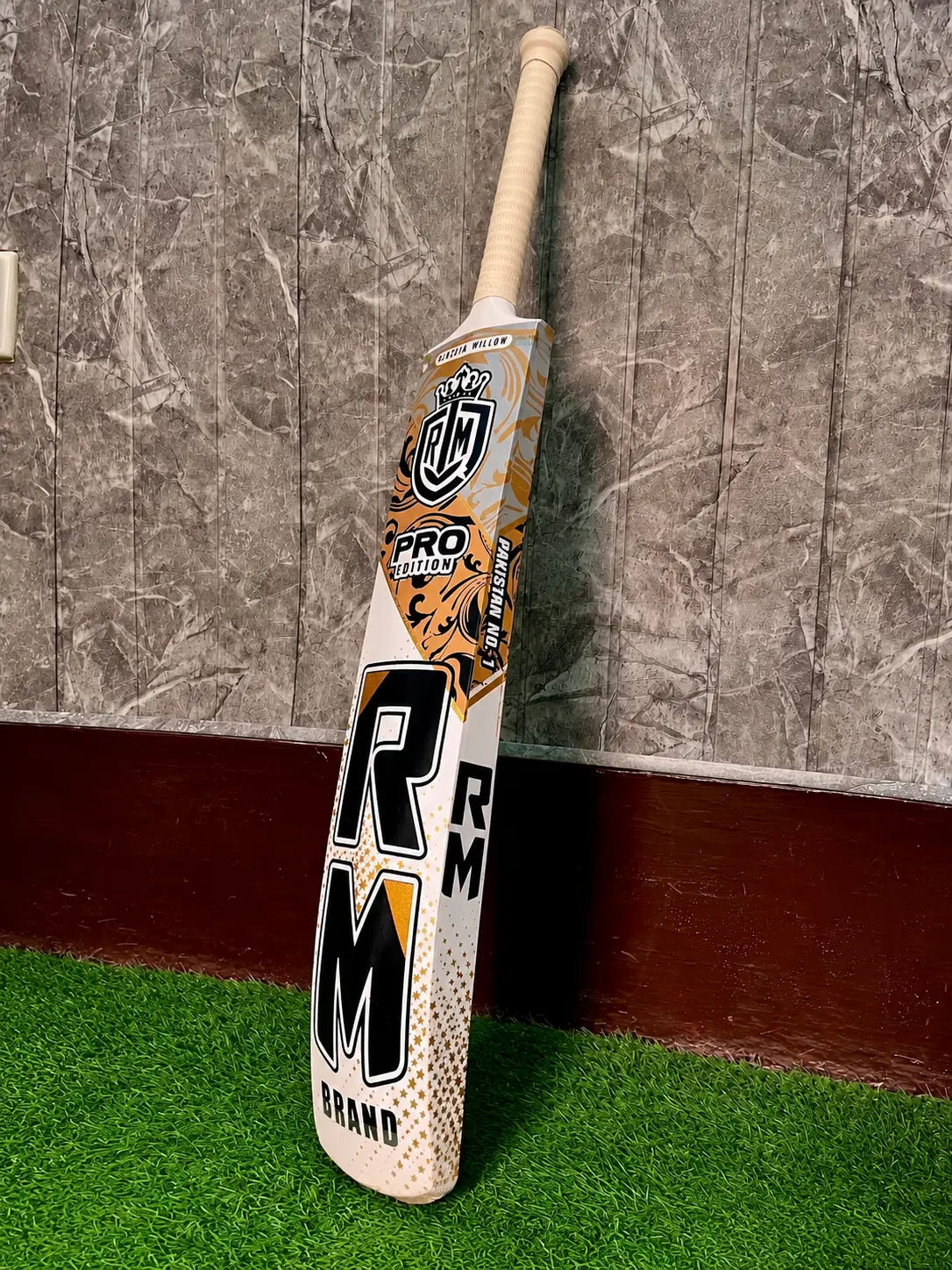 RM Bat Editions